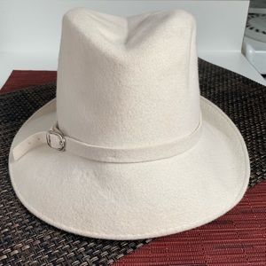 // Rabbit Fur Redora \\ // Winter Hat \\